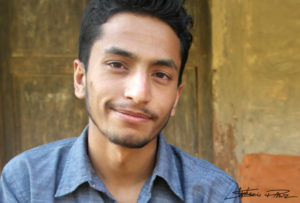 Junger Mann am Sarangkot bei Pokhara